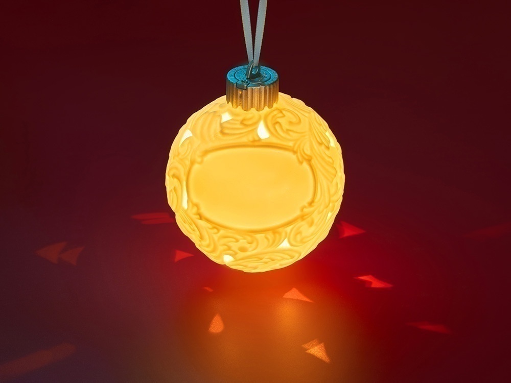 Шар новогодний с подсветкой и зоной для персонализации