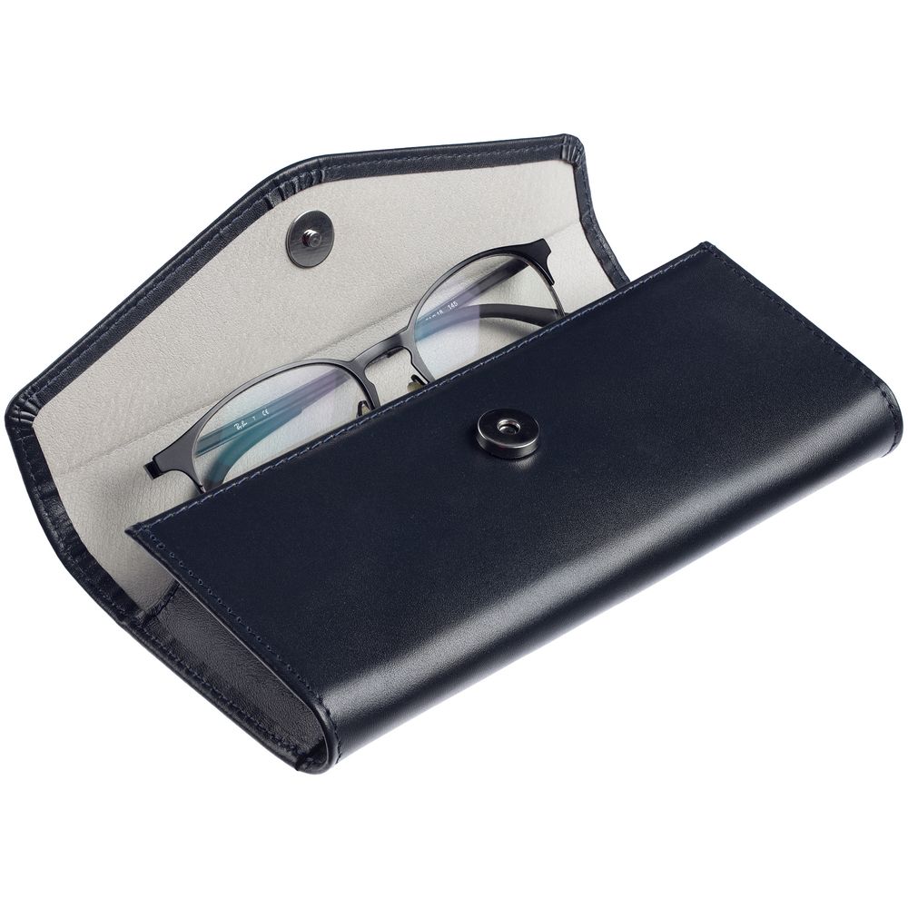 Фирменный чехол для очков Signature