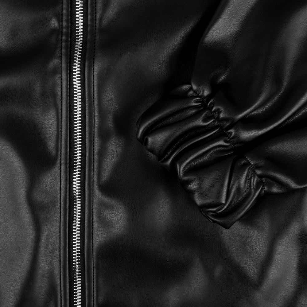 Бомбер из искусственной кожи Univer